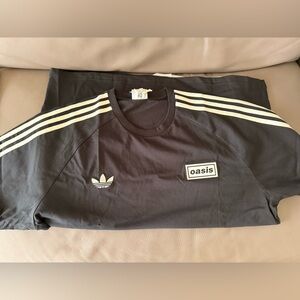Oasis Adidas T-Shirt Extra Large XL Authentic Original w/ Free Ship & Pin Black